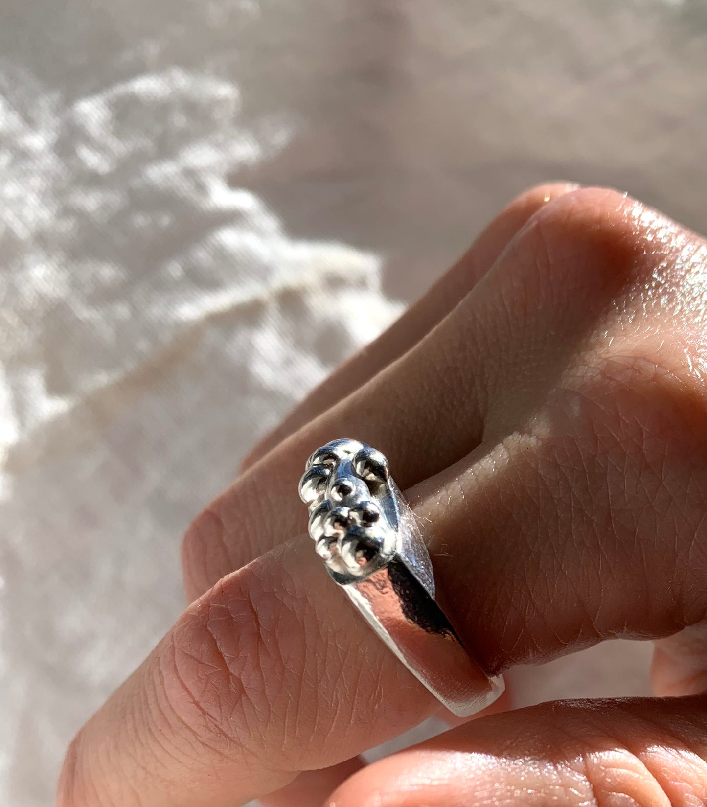 ABBEY RING